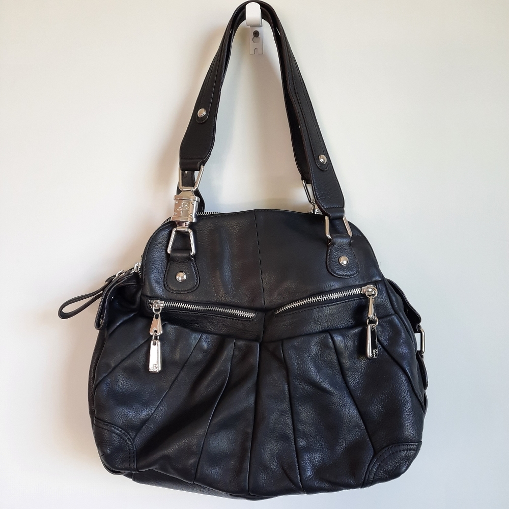 B. Makowsky 100% Genuine Leather Shoulder Bag Like New!